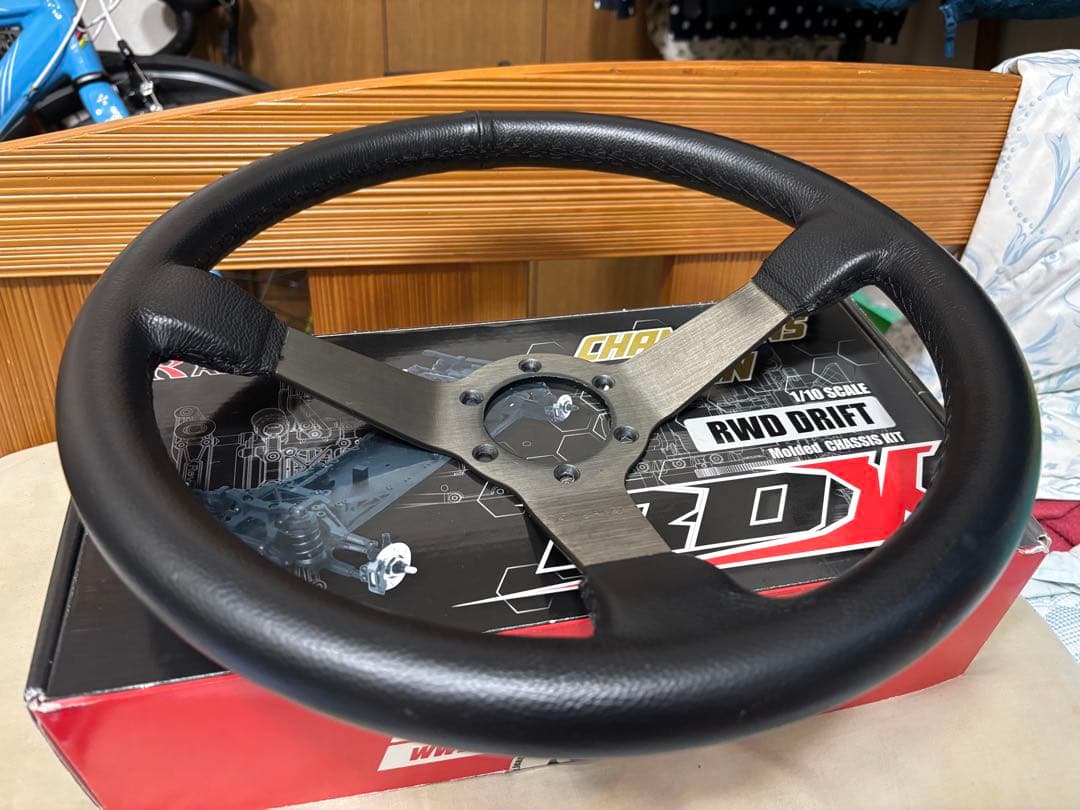 KGW ステアリング