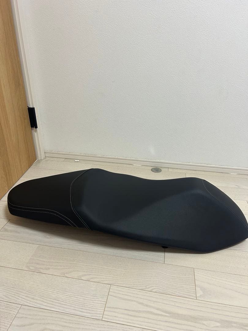 pcx jf81 HONDA 純正シート　即決なら9000今日なら発送可