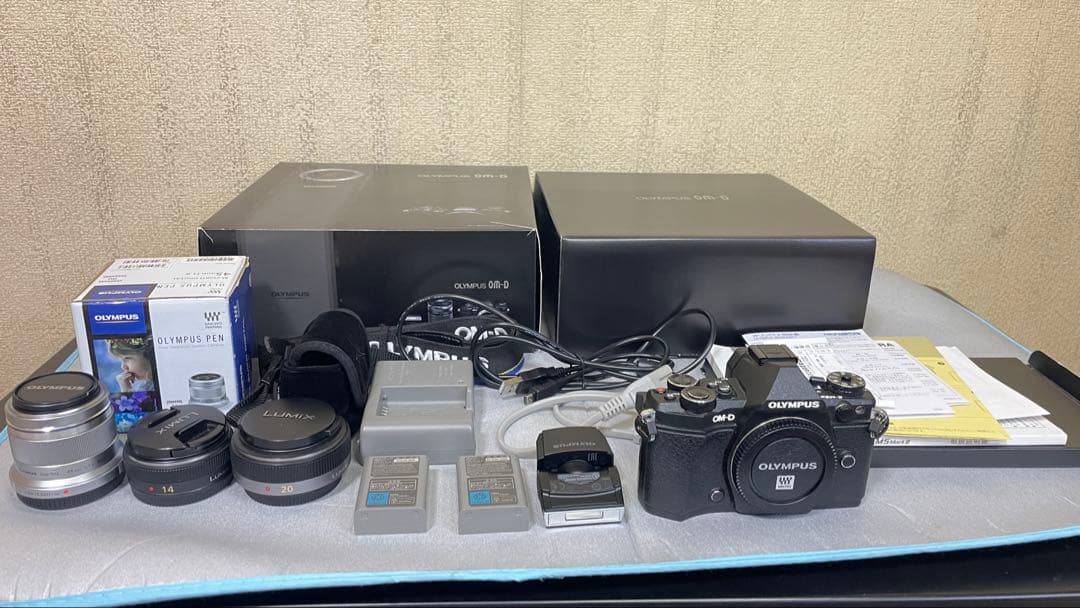 [美品] OLYMPUS OM-D EM-5 ii レンスセット