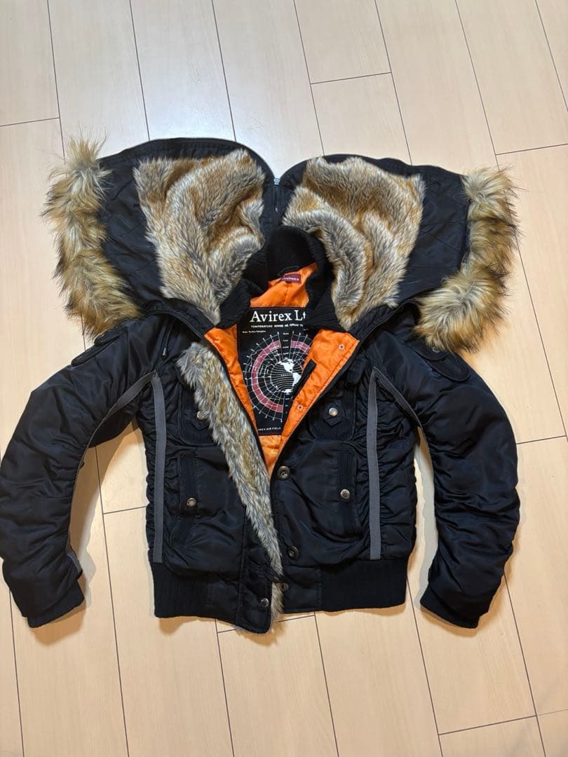 極美品⭐︎Avirex ブラック　レディース