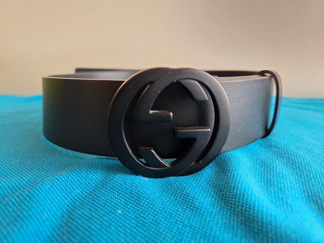 GUCCI ベルト 純正箱、袋付き W80cm