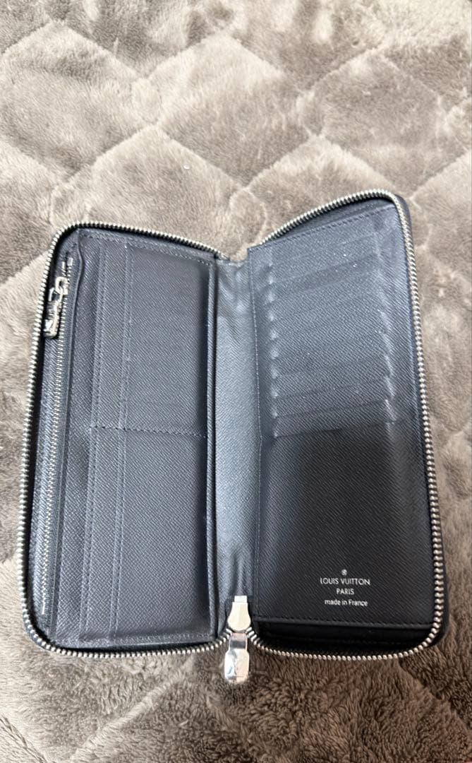 Louis Vuitton 長財布　ダミエ柄