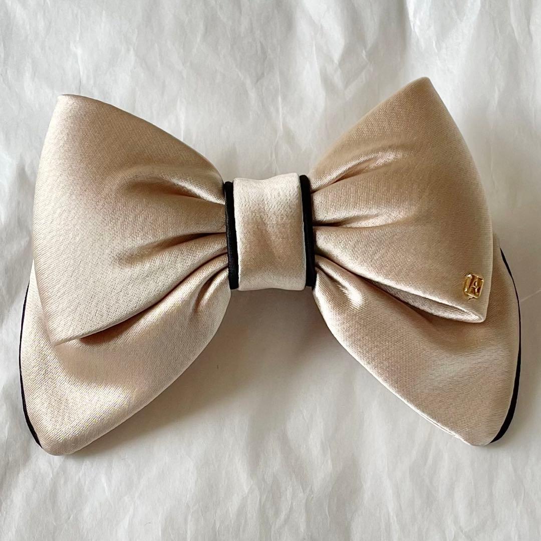 アレクサンドル ドゥ パリ 50th シルクサテン ベージュ