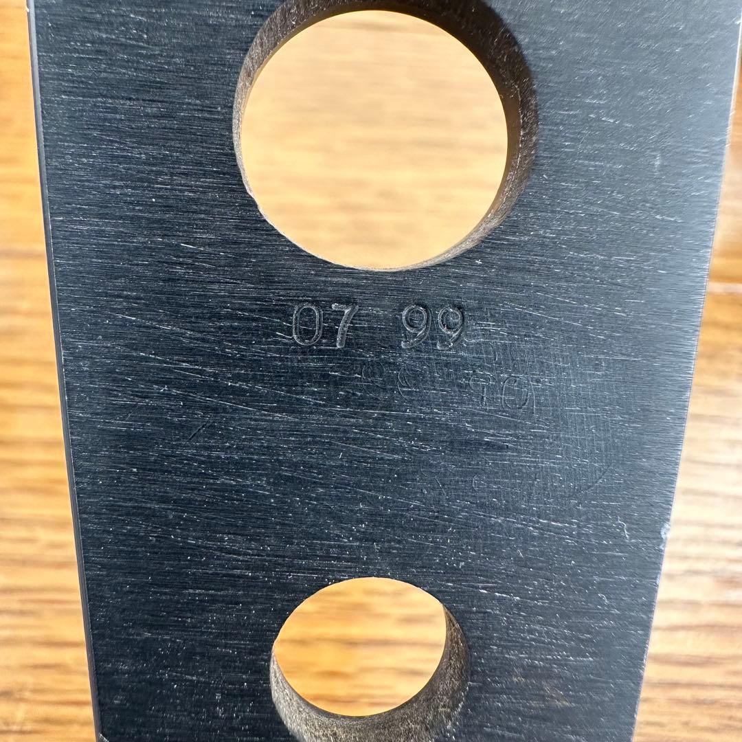 OMP ステアリング コルシカ ディープコーン レザー ホーンボタン付き