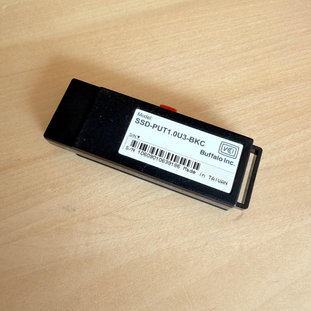 BUFFALO 外付けスティック型SSD 1TB★極美品・使用頻度少ないです