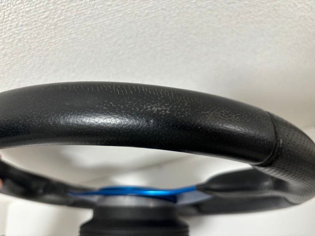 momo ステアリング青35Φ