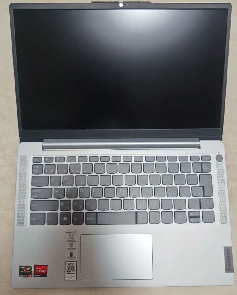 Lenovo IdeaPad Slim 5 Light 14ABR8 中古
