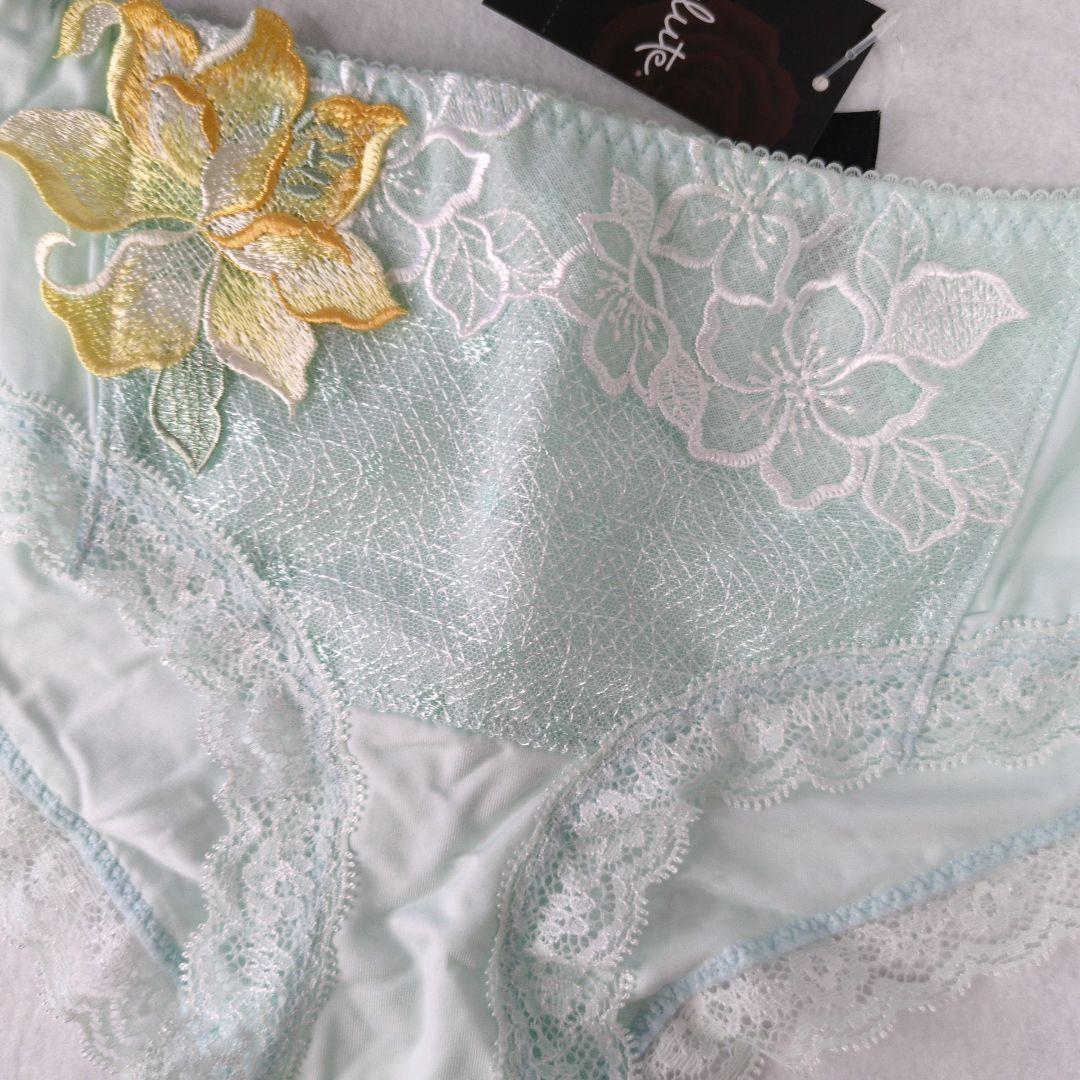 サルート　ワコール　新品　ブラB75/ショーツL　リボンブラ