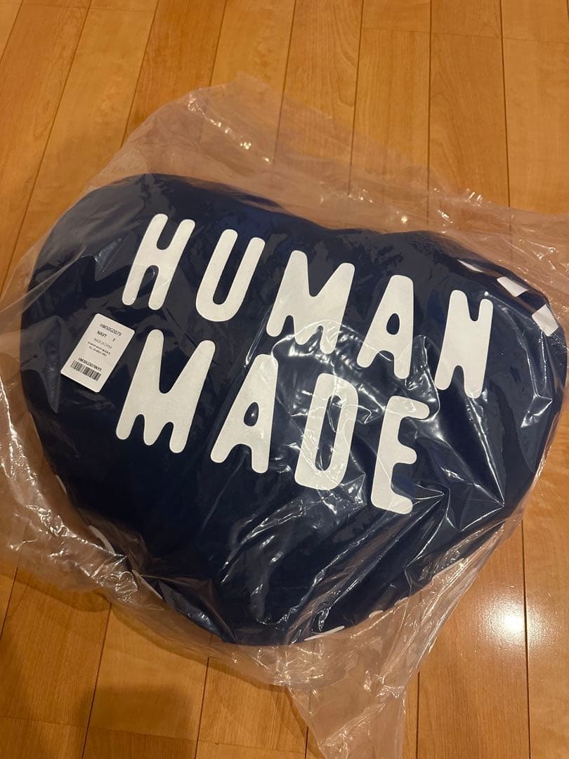 最終値下げ Human made HEART BEADS CUSHION 青