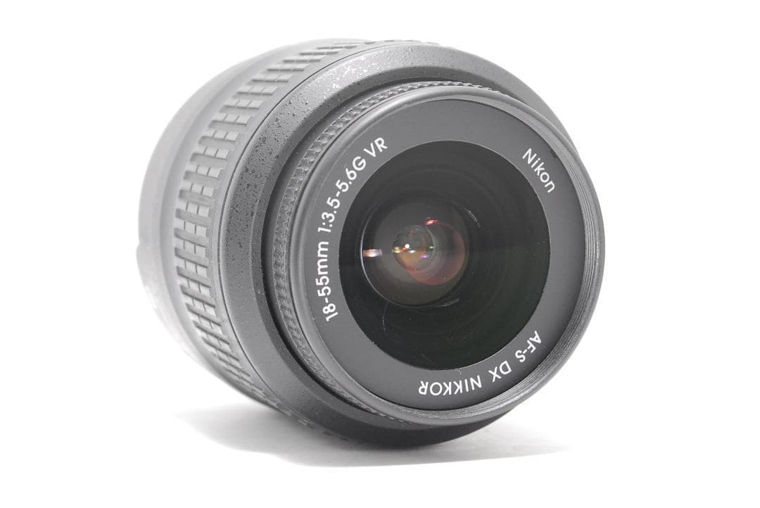 【美品】Nikon D5000　スマホ転送　動画も写真も撮れる　バリアングル液晶