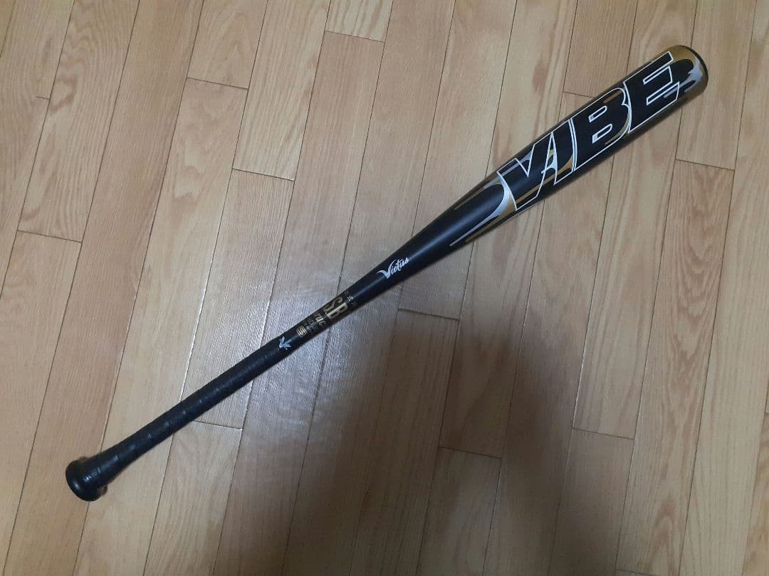 ヴィクタス　VIBE　軟式用金属バット
