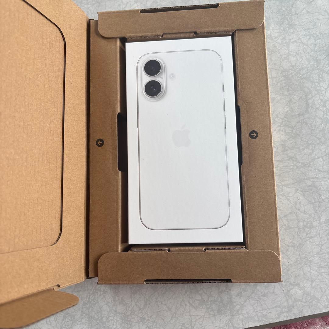 【新品未開封】iPhone17 256GB SIMフリー　ホワイト