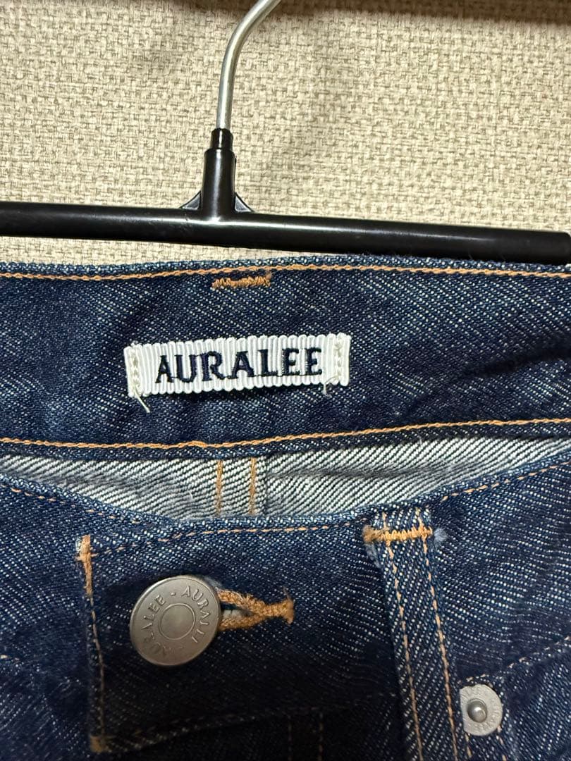 AURALEE デニムパンツ