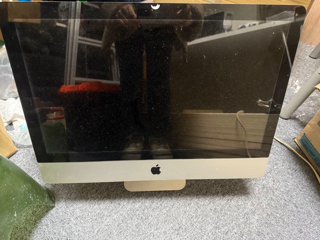 Apple iMac 21.5インチ シルバー