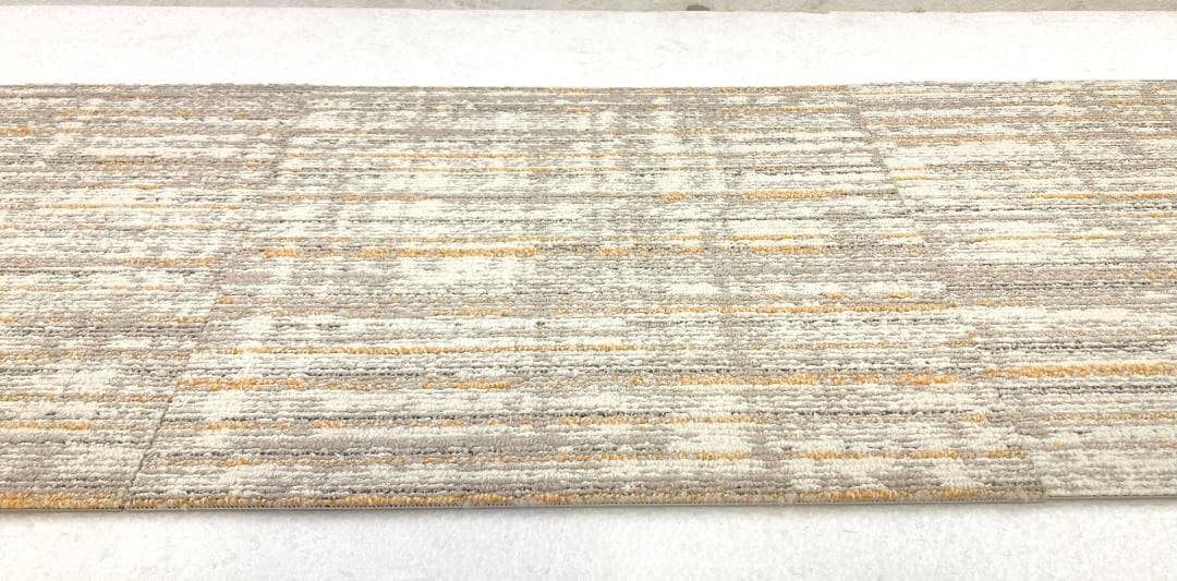 tsrtms　タイルカーペット　４４枚　新品・未使用　国内メーカー