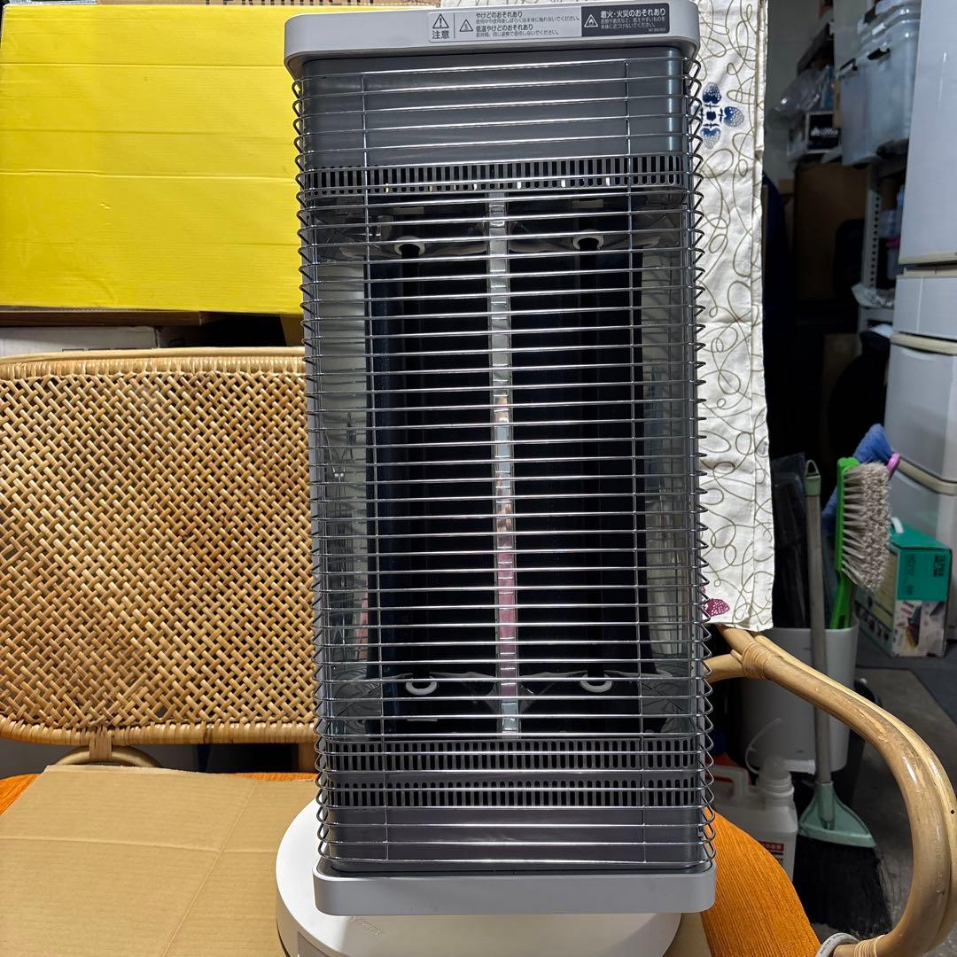 さ*こ様 DAIKIN 遠赤外線暖房機 ERFT11XS-W マットホワイト
