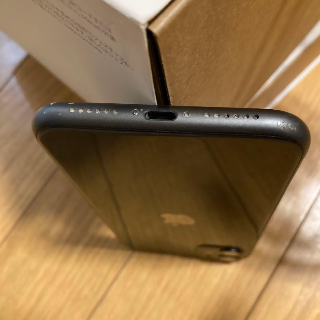 Apple iPhone 11 ブラック 本体　64gb
