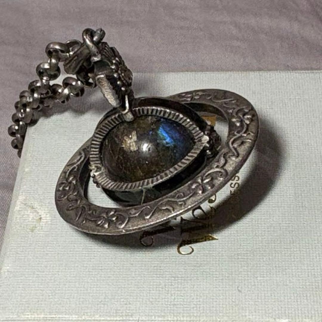 vivienne westwood スモールオーブオーナメンタルネックレス