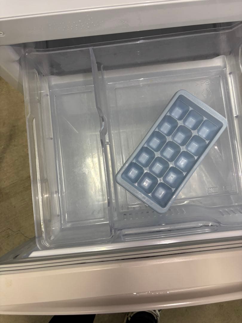 2022年製146L ★三菱　MR-P15G-W冷蔵庫　ホワイトT