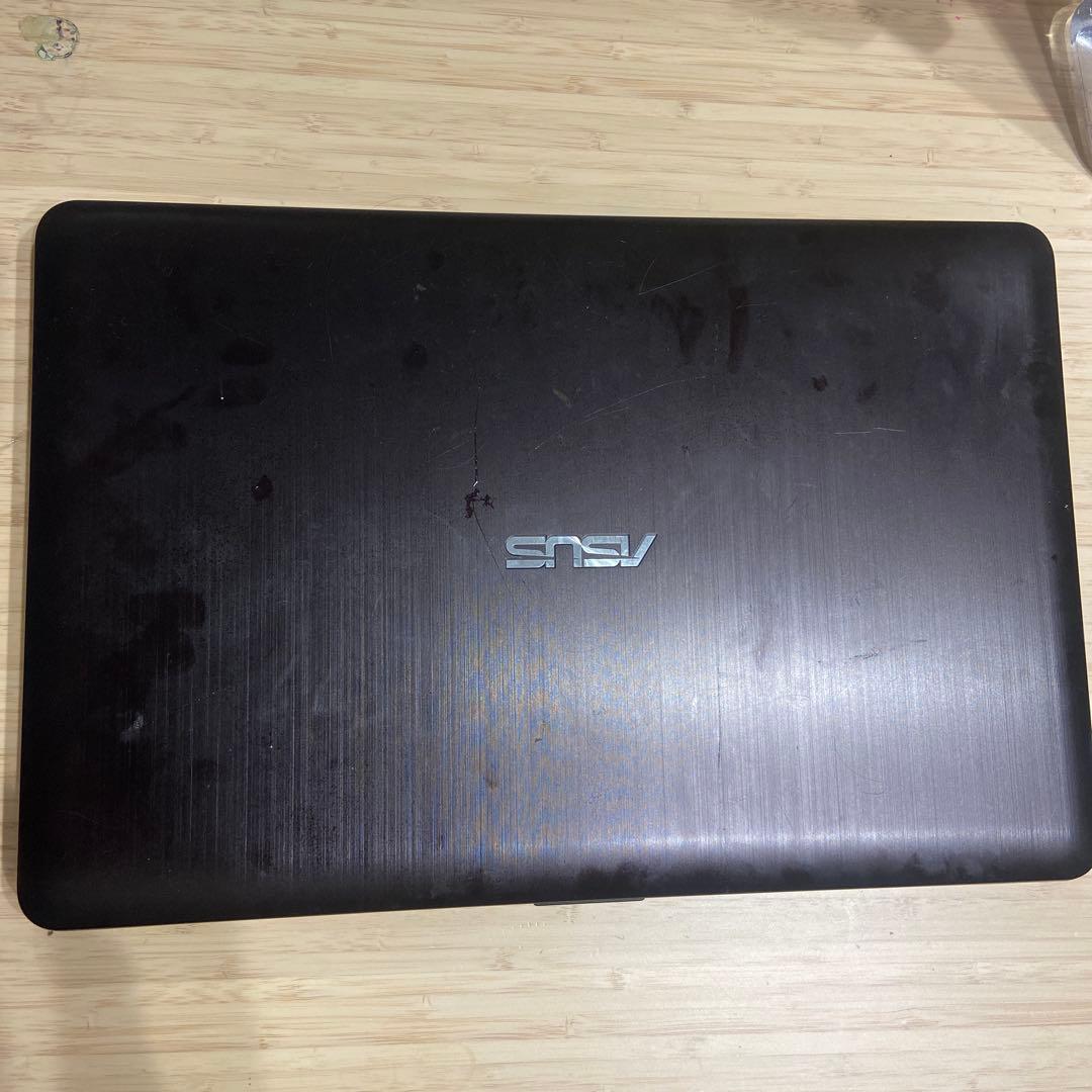 ASUS X540Y ノートパソコン 15.6インチ
