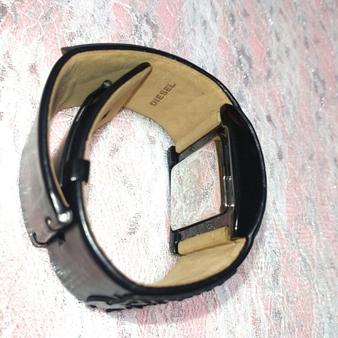 ✨新品電池☆稼働美品✨DIESEL✨ディーゼル　デジタル腕時計　DZ-7066