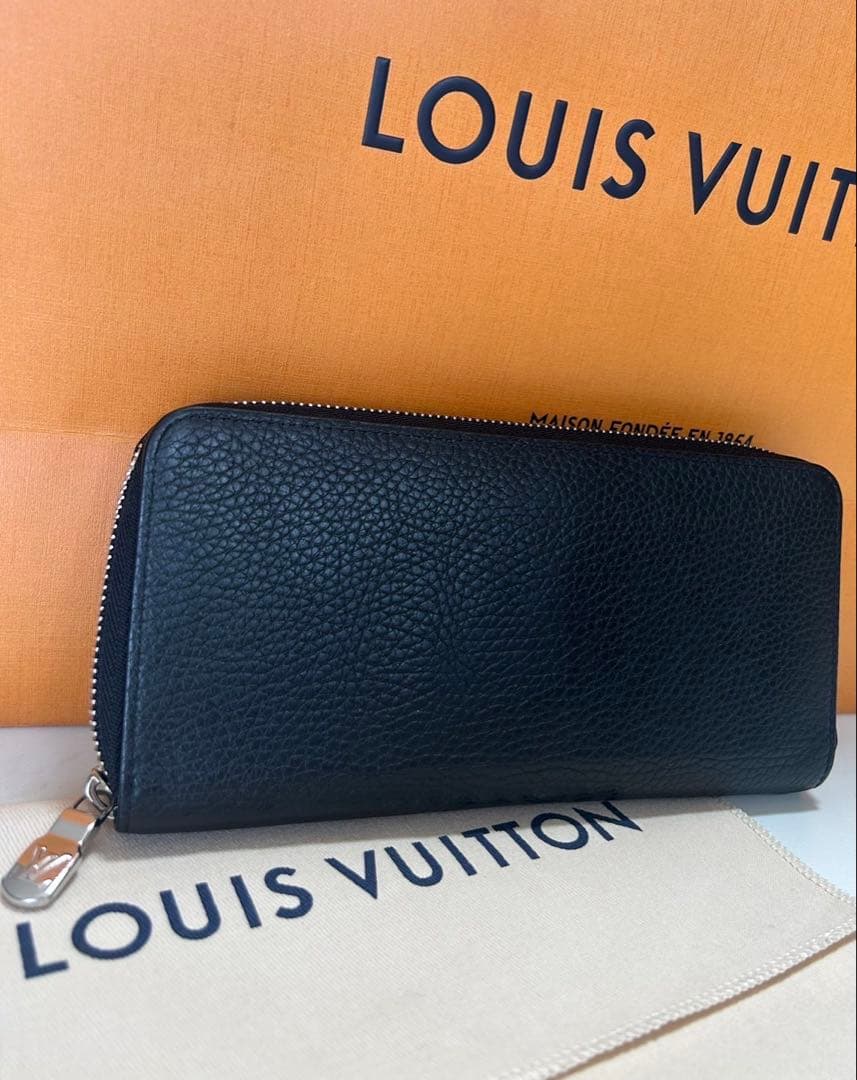 美品✨LOUIS VUITTONメンズ長財布
