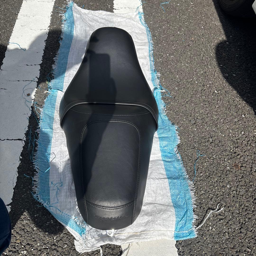 ス*ん様 2013年式スポーツスター　XL1200C 純正シート