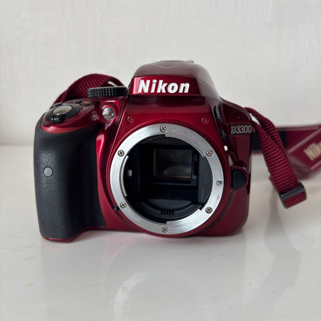 美品 Nikon D3300 ダブルズームキット2 レッド 一眼レフ カメラ