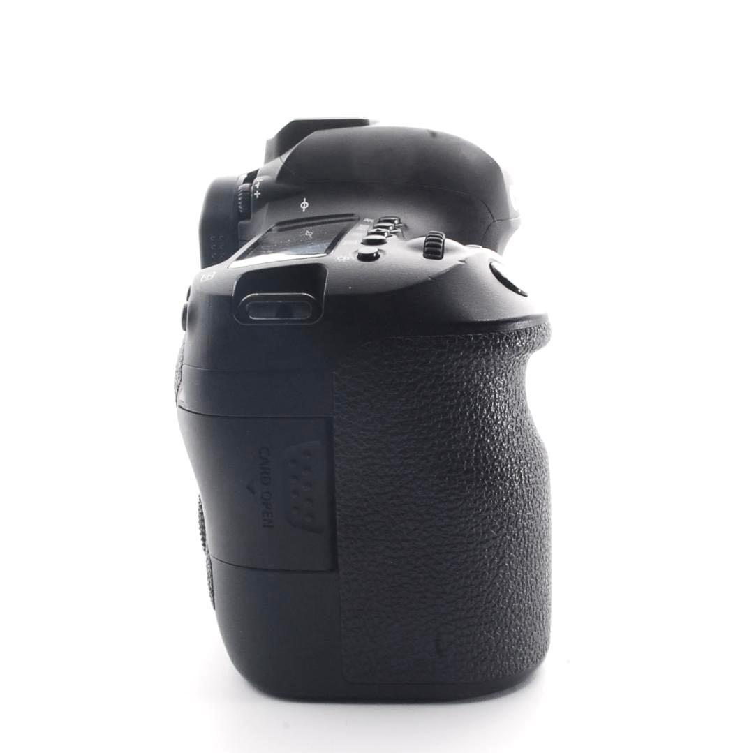 Canon EOS 6D mark II ✨ボディ✨動作確認済 一眼レフカメラ