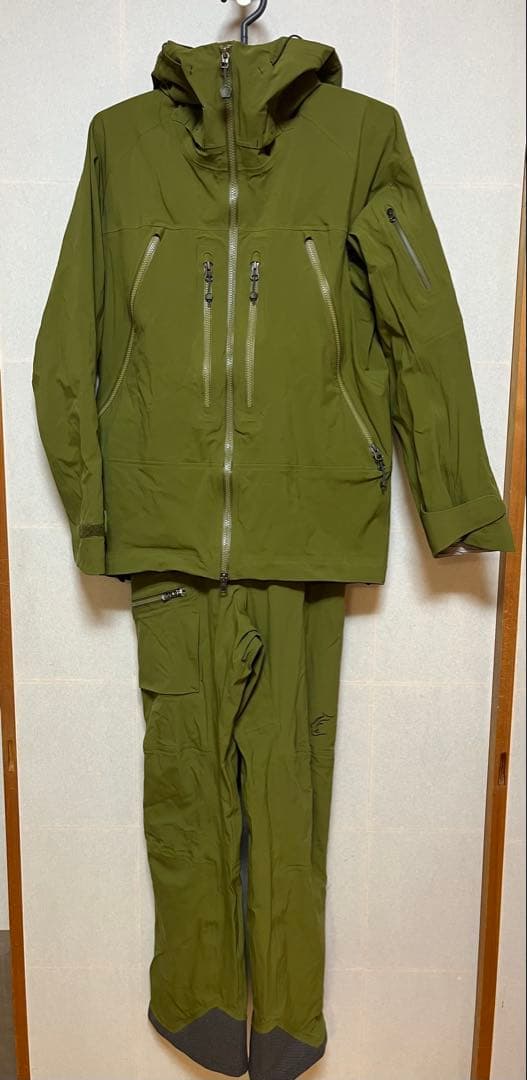 スノーボード TB Jacket SE & Climatic Bib Pant SE