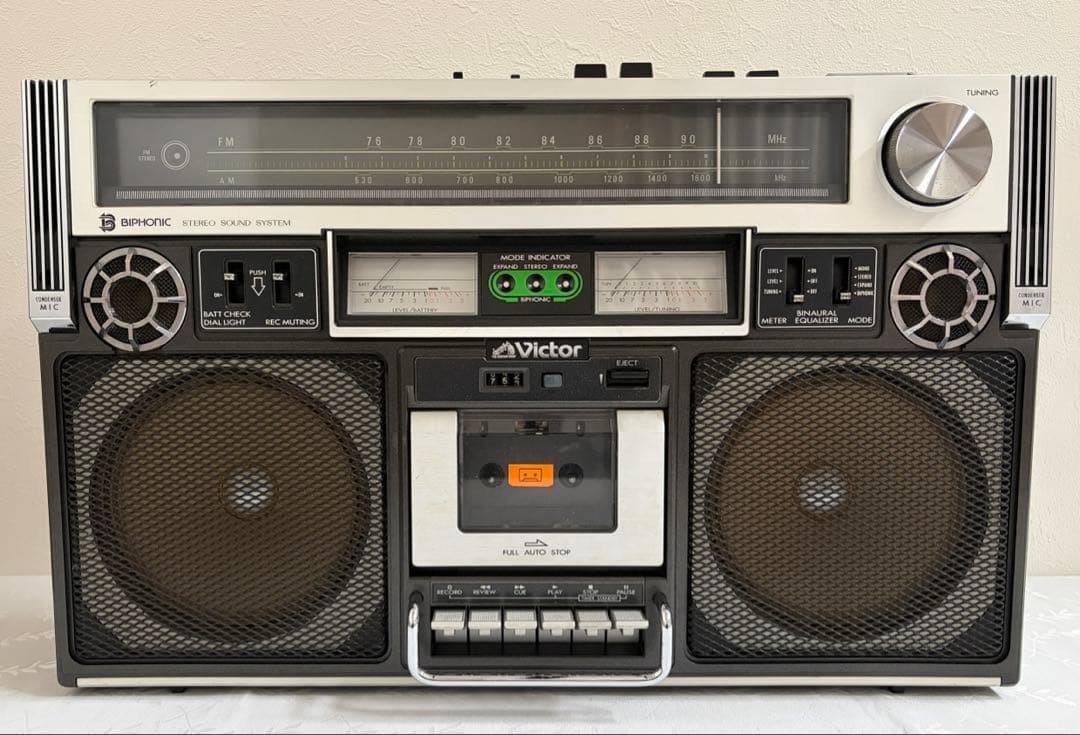 昭和レトロ　ビクターラジカセ（BIPHONICシステム）
