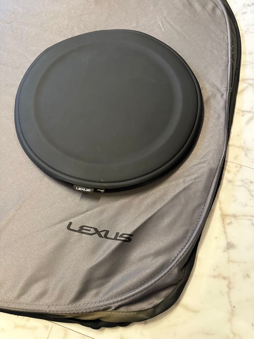 く*ー様 LEXUS es 純正サンシェード