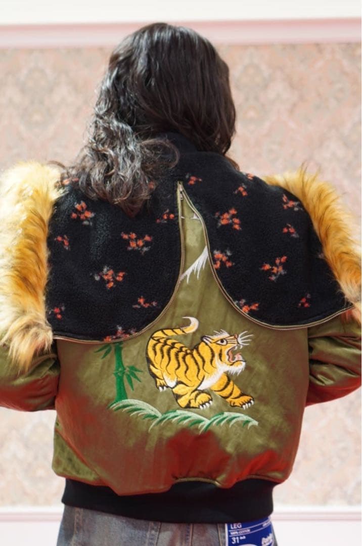 ジャケット・アウター DAIRIKU KOREAN Jacket with Fur Hoodie