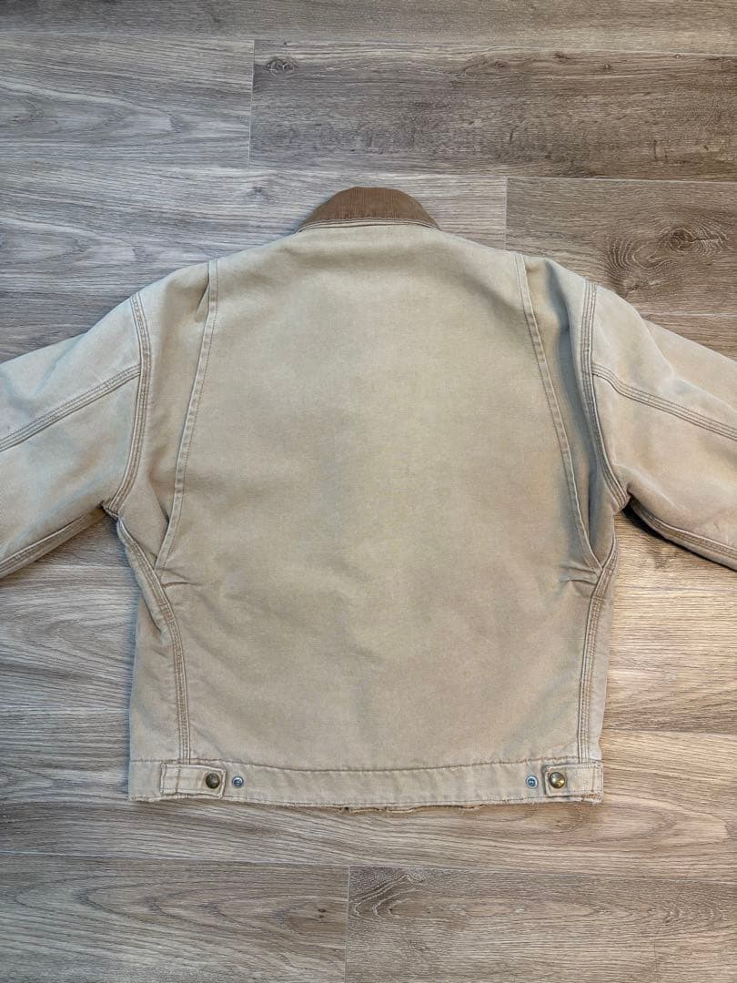 即購入OK！早い者勝ち！ Carhartt ベージュジャケット