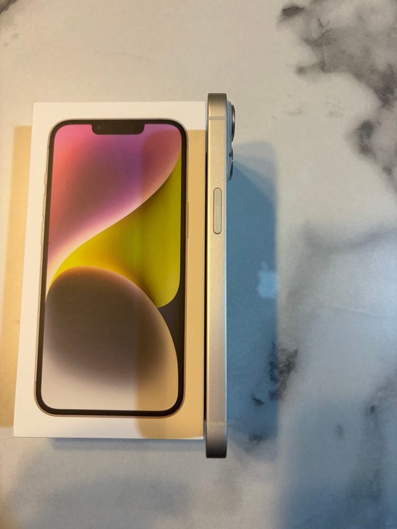 iPhone14 256GB スターライト（白）