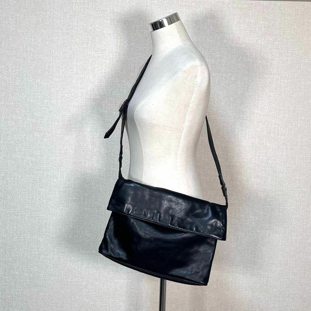 【美品・80s】ISSEY MIYAKE　ショルダーバッグ　レザー　ブラック　黒