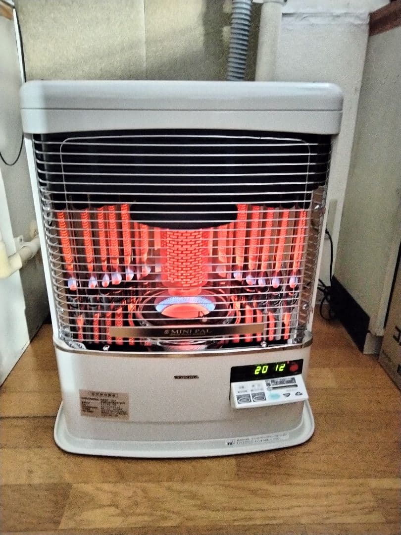 コロナFF石油ストーブミニパル！品番「FF‐VY5514P」2014年式中古品
