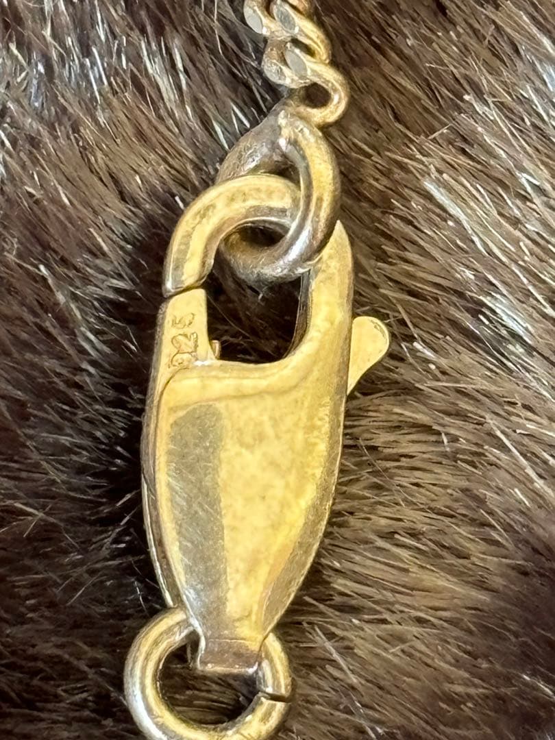 925刻印入り金属製十字架ネックレスGUCCI 60cm