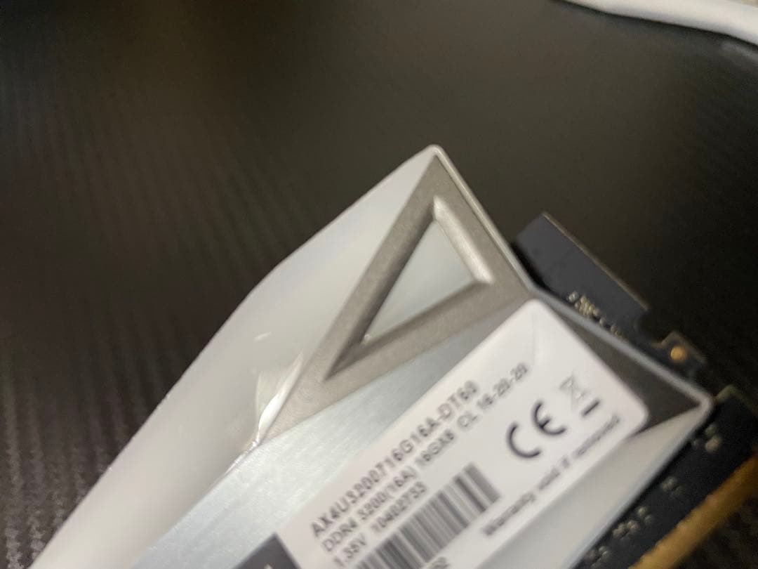 XPG ddr4-3200 32GB（16GB×2）