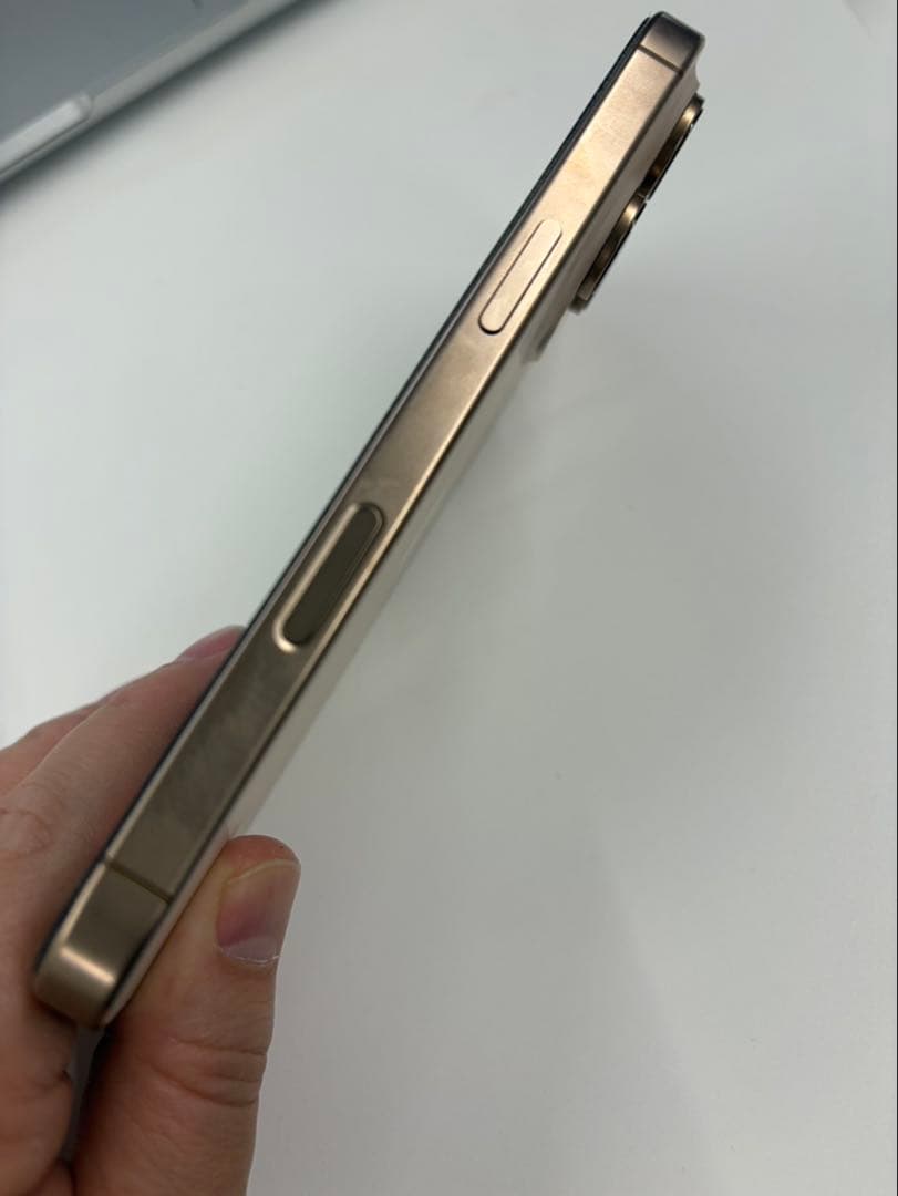 iphone 16 pro 256GB 香港版　dual sim