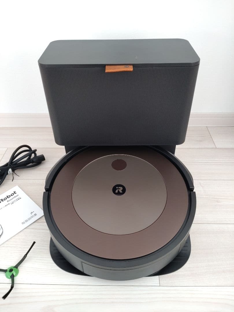 iRobot Roomba j9+　ロボット掃除機+Clean Base