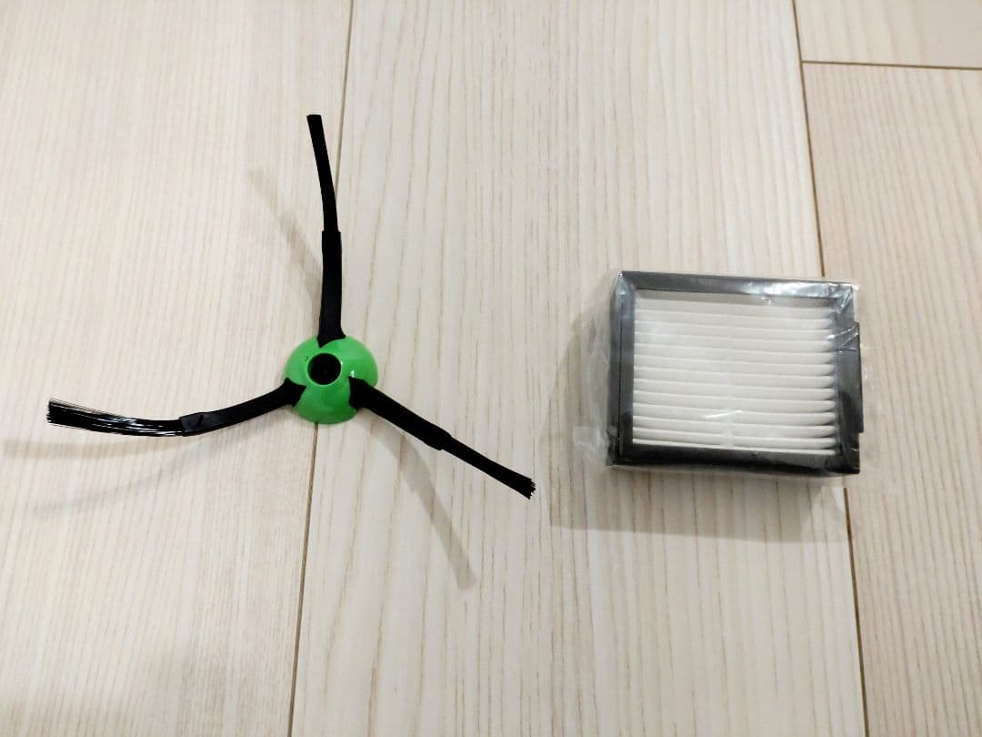 iRobot Roomba j9+　ロボット掃除機+Clean Base