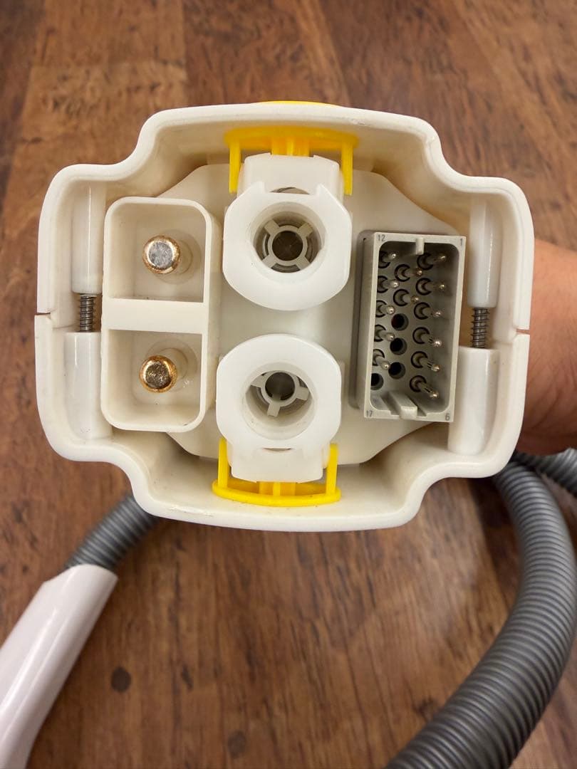 レイリーチハンドピースSR