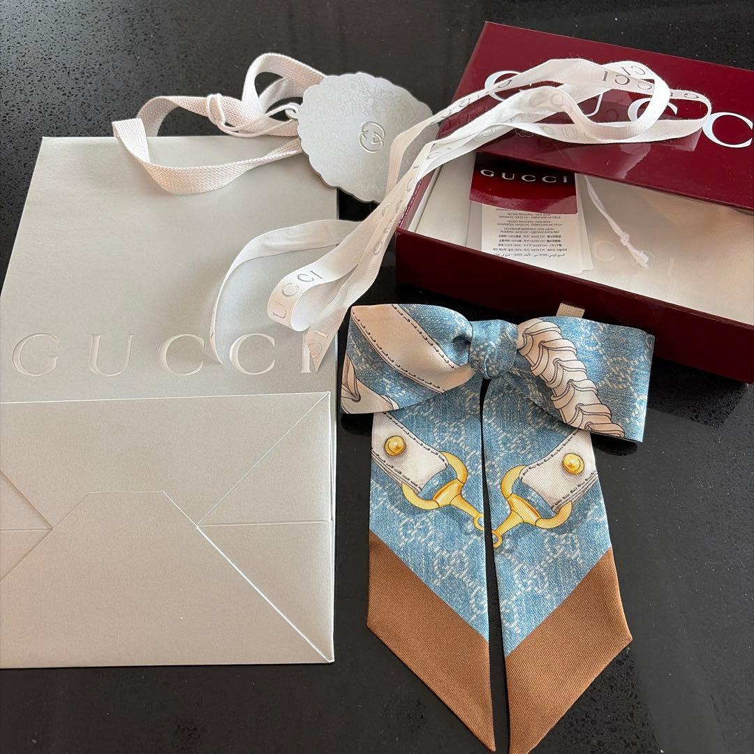 Gucci リポンシュシュ