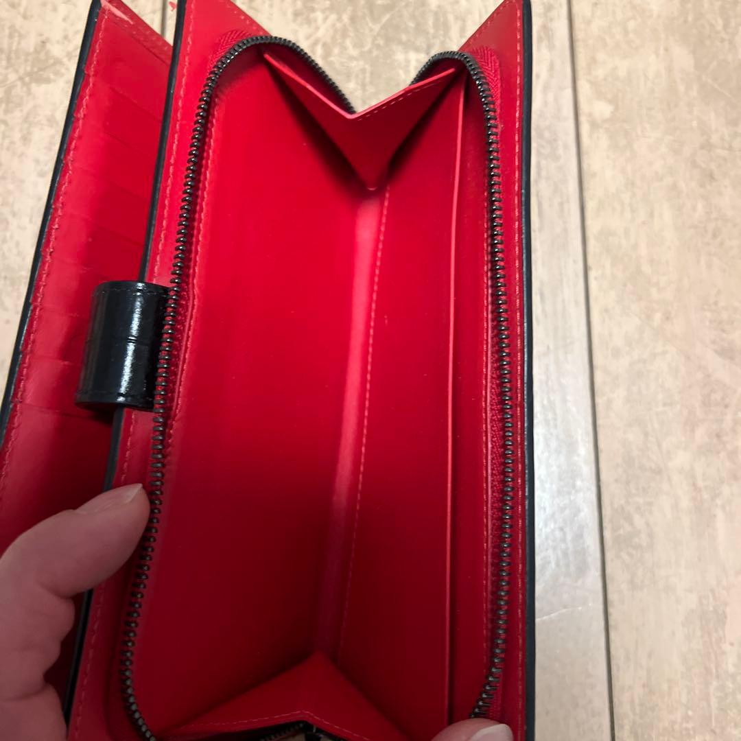 O*N様 Christian Louboutin 長財布 クロコダイル型押し