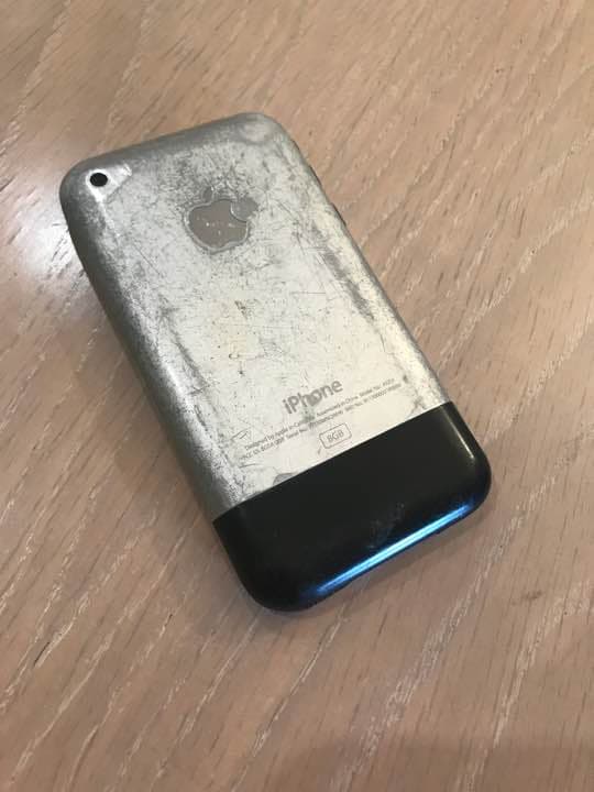 初代 iPhone 超レアー コレクターズ用 iPhone 1