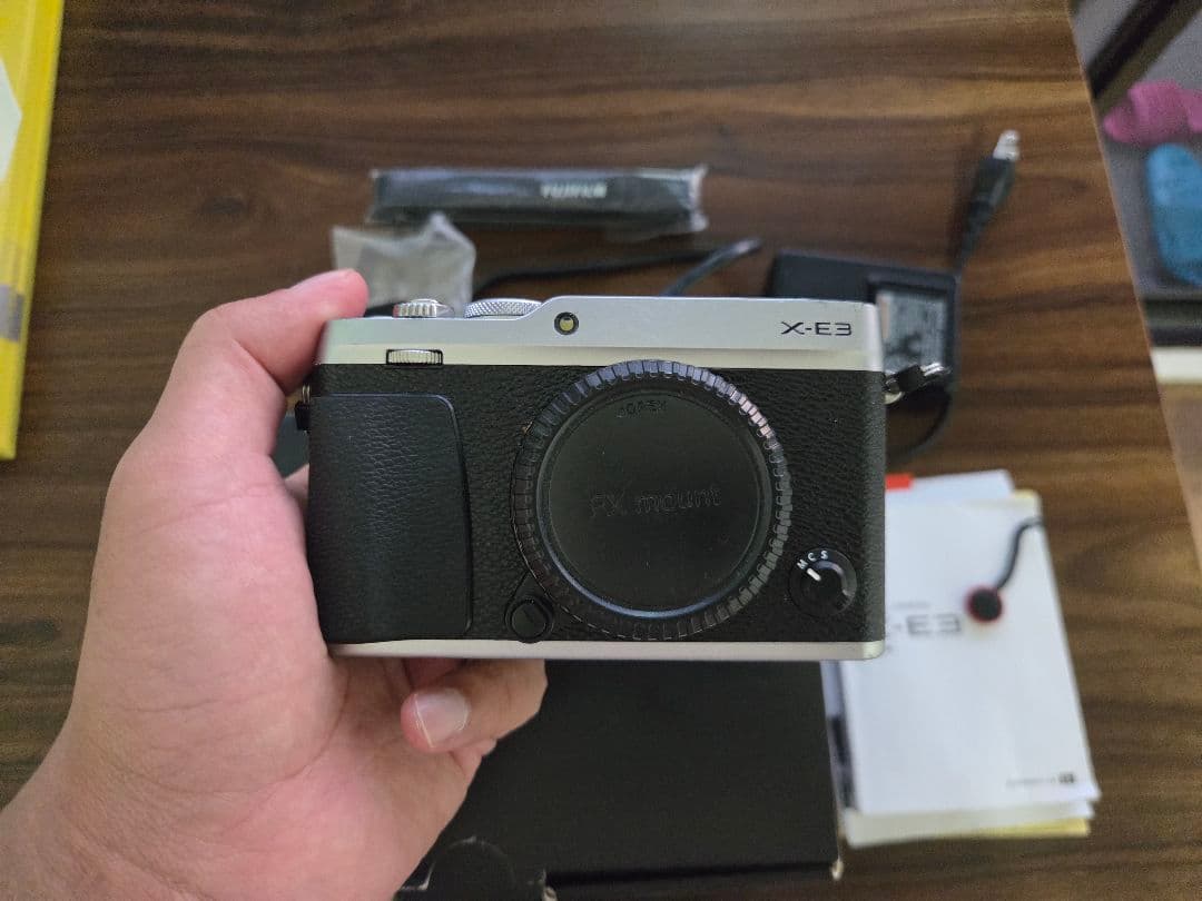 n*a様 Fujifilm X-E3 ミラーレスカメラ