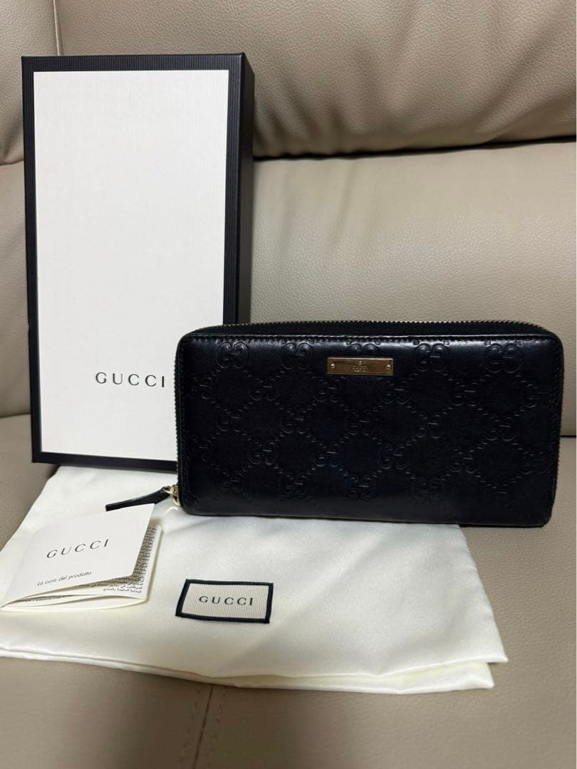 GUCCI グッチ　長財布　エンボスロゴ　GG総柄　黒　ブラック　ジッピー