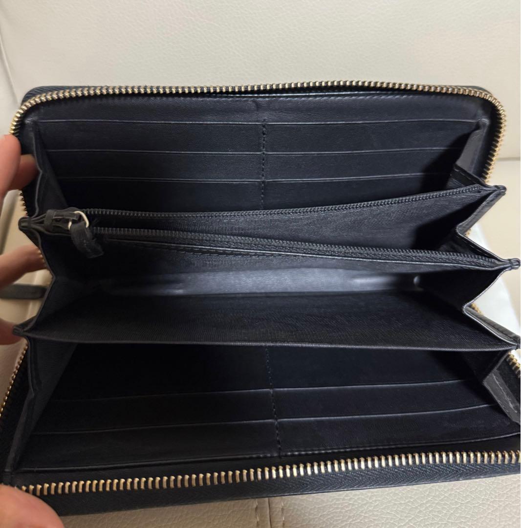 GUCCI グッチ　長財布　エンボスロゴ　GG総柄　黒　ブラック　ジッピー