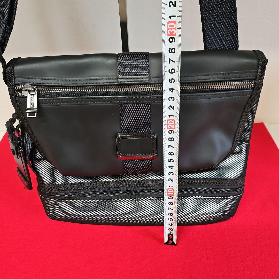 ぼぼ未使用美品★TUMI アルファブラボーバッグ ナイロン レザーメッシュ